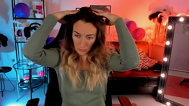 RebeccaMartinez online show from 12.16.24