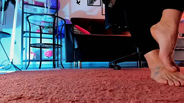 RebeccaMartinez online show from 12.23.24