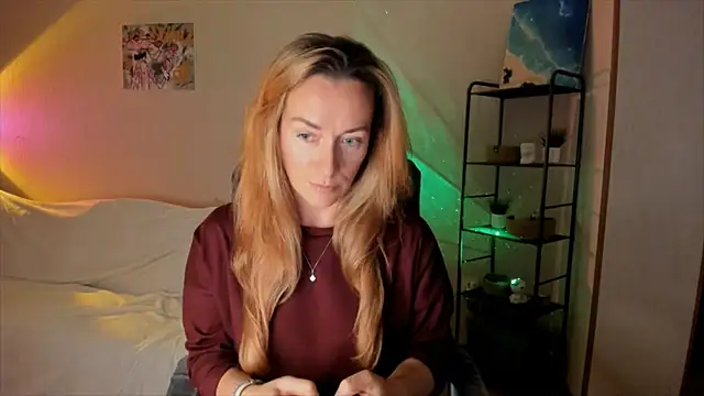 RebeccaMartinez online show from 10.27.25