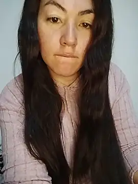 katha steele  online show from 11.02.25