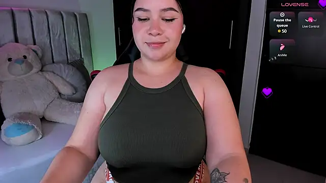 Snapshot of daniela_hornny chatting on 01.10.25 daniela hornny online show from 01.10.25