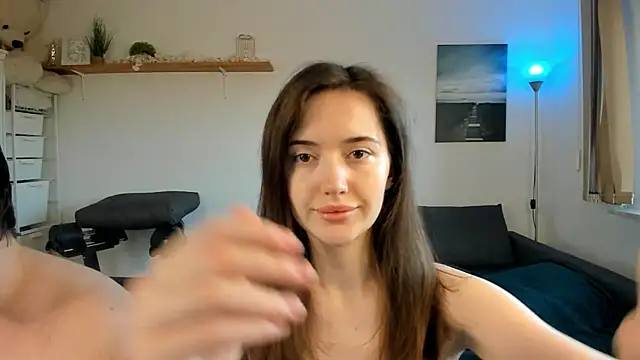 Snapshot of PollyFlame chatting on 03.06.25 PollyFlame online show from 03.06.25