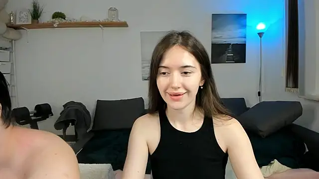 Snapshot of PollyFlame chatting on 03.10.25 PollyFlame online show from 03.10.25