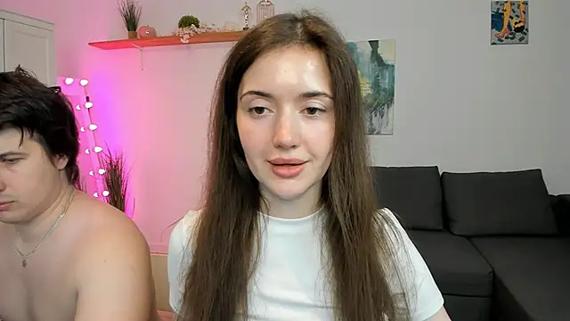 Snapshot of PollyFlame chatting on 09.23.25 PollyFlame online show from 09.23.25