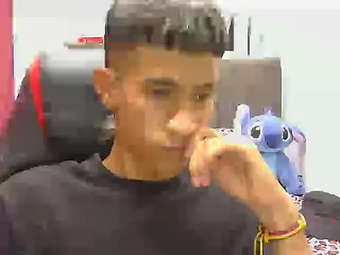 Angelstripboy online show from 04.25.26