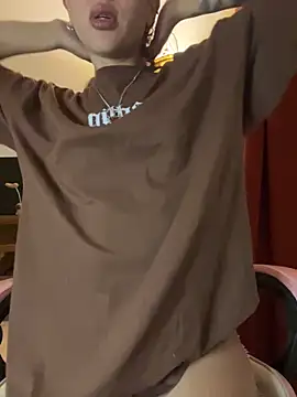 LittleBabyCat22 online show from 02.17.26