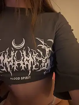 LittleBabyCat22 online show from 04.10.26