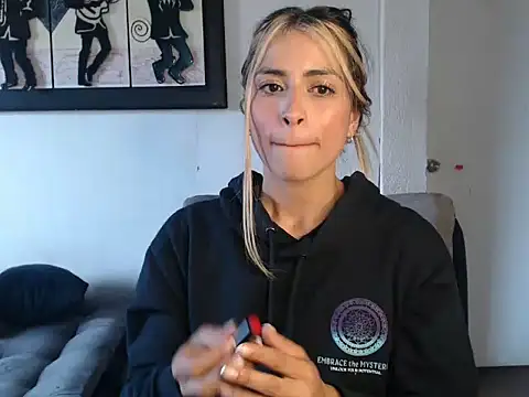 Liamiler01  online show from 02.07.25