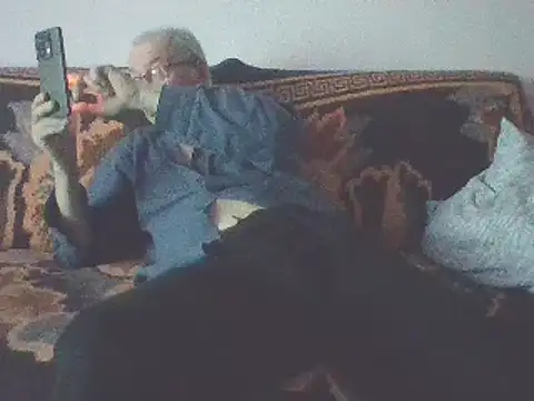 cumloverboyxx69 online show from 01.18.25