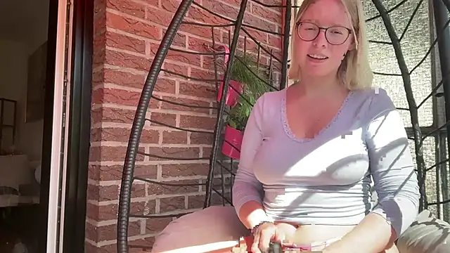 LucyFoxLulu online show from 05.28.26