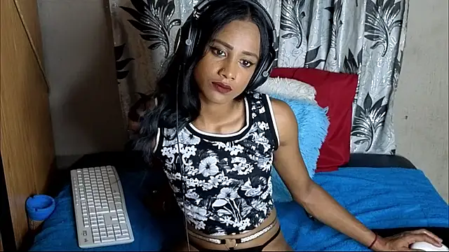 Eroticteasexoxox online show from 01.24.25