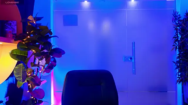 MalaikaBrown online show from 10.16.25