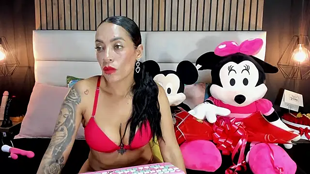 NiicolleMiller online show from 02.14.25