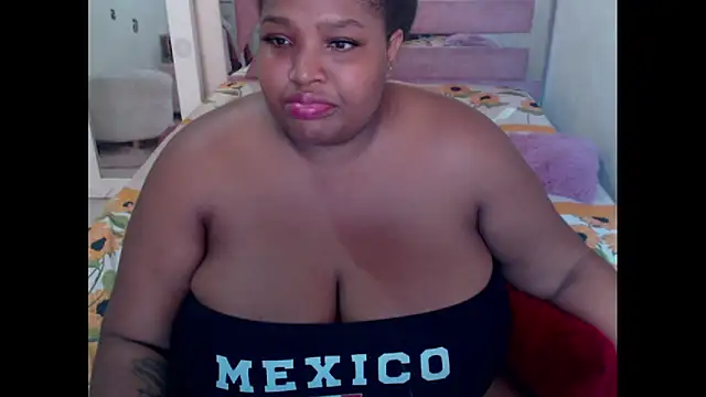 chocolatehot04 online show from 01.23.25