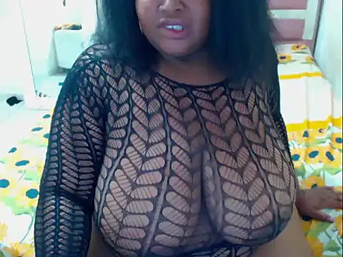 chocolatehot04 online show from 10.27.25