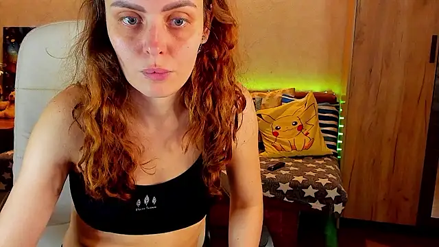 Snapshot of mia_grantes chatting on 12.02.24 mia grantes online show from 12.02.24