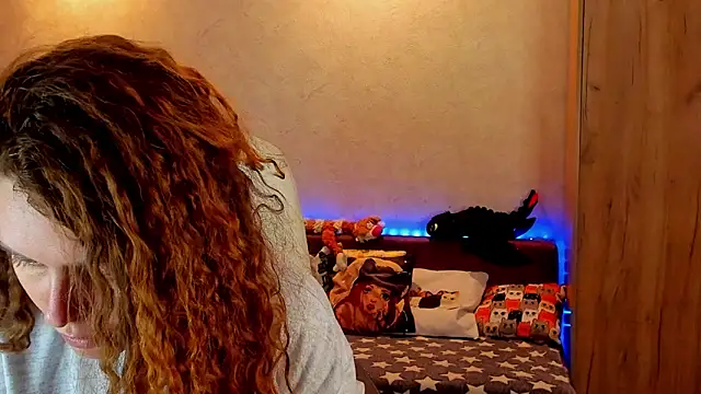 Snapshot of mia_grantes chatting on 12.18.24 mia grantes online show from 12.18.24