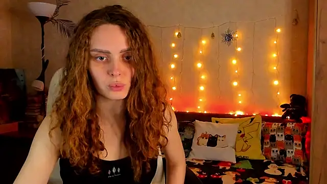 Snapshot of mia_grantes chatting on 12.23.24 mia grantes online show from 12.23.24