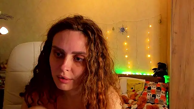 Snapshot of mia_grantes chatting on 12.29.24 mia grantes online show from 12.29.24