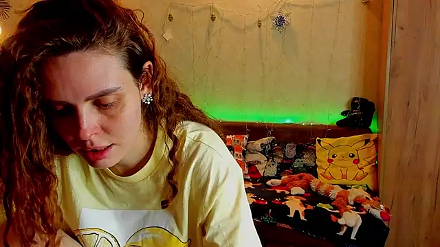 Snapshot of mia_grantes chatting on 01.05.25 mia grantes online show from 01.05.25