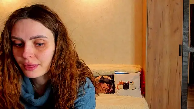 Snapshot of mia_grantes chatting on 02.19.25 mia grantes online show from 02.19.25
