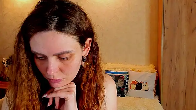Snapshot of mia_grantes chatting on 02.21.25 mia grantes online show from 02.21.25