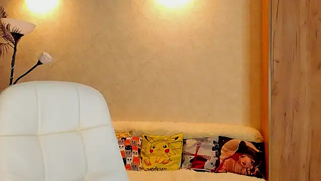 Snapshot of mia_grantes chatting on 02.28.25 mia grantes online show from 02.28.25