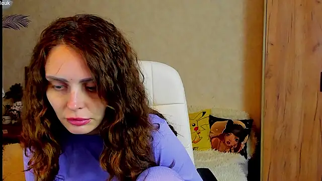 Snapshot of mia_grantes chatting on 10.25.25 mia grantes online show from 10.25.25