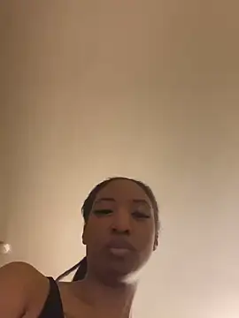 Iceblanca online show from 02.21.25