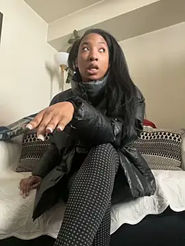 Iceblanca online show from 02.28.25