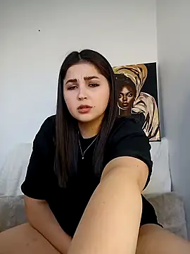 Snapshot of Talla_a chatting on 02.27.25 Talla a online show from 02.27.25