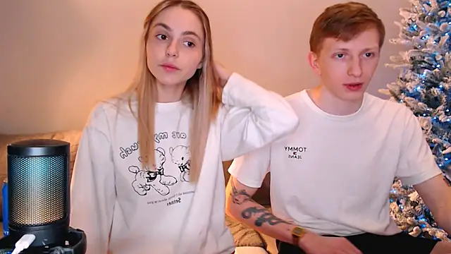 juliaanddima online show from 12.22.25