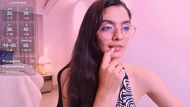 Snapshot of miiaa_evans chatting on 02.27.25 miiaa evans online show from 02.27.25