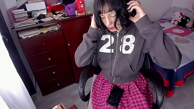 Snapshot of Room312_ chatting on 12.02.24 Room312  online show from 12.02.24