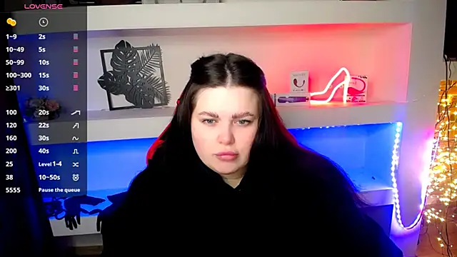 Snapshot of Emily_Mo chatting on 01.19.25 Emily Mo online show from 01.19.25