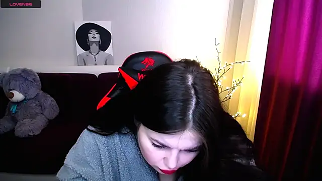 Snapshot of Emily_Mo chatting on 02.26.25 Emily Mo online show from 02.26.25