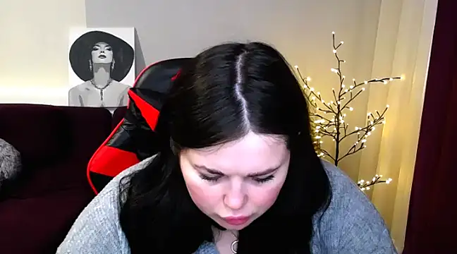 Snapshot of Emily_Mo chatting on 03.01.25 Emily Mo online show from 03.01.25
