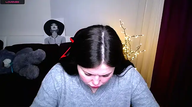 Snapshot of Emily_Mo chatting on 03.04.25 Emily Mo online show from 03.04.25