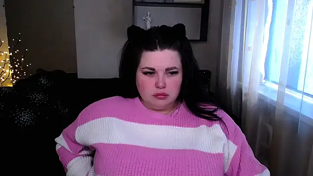 Snapshot of Emily_Mo chatting on 03.19.25 Emily Mo online show from 03.19.25