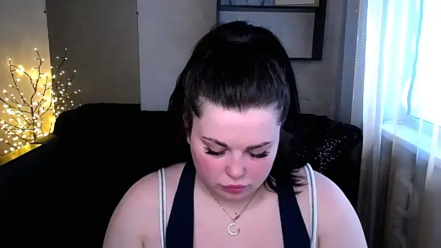 Snapshot of Emily_Mo chatting on 03.20.25 Emily Mo online show from 03.20.25