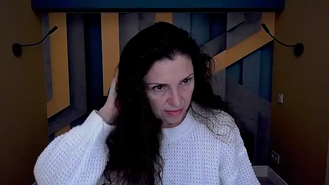 EllaLong online show from 11.14.25