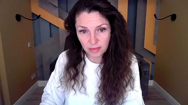 EllaLong online show from 02.22.26