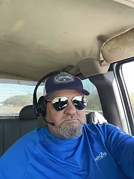 Snapshot of mrscum4u chatting on 03.18.25 mrscum4u online show from 03.18.25