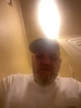 Snapshot of mrscum4u chatting on 09.28.25 mrscum4u online show from 09.28.25