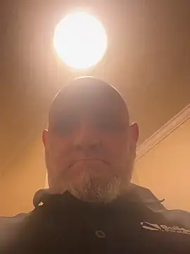 Snapshot of mrscum4u chatting on 10.24.25 mrscum4u online show from 10.24.25