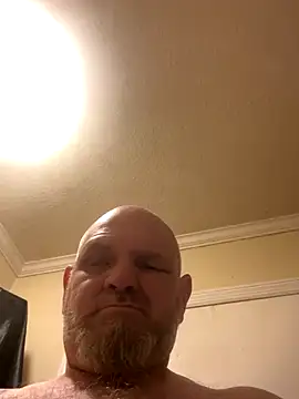 Snapshot of mrscum4u chatting on 10.25.25 mrscum4u online show from 10.25.25