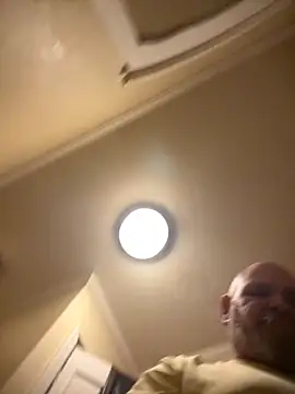 Snapshot of mrscum4u chatting on 10.31.25 mrscum4u online show from 10.31.25