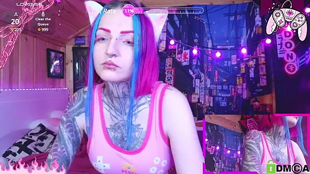 Snapshot of NekoCyber chatting on 12.08.24 NekoCyber online show from 12.08.24