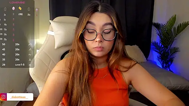 Snapshot of dakottaa_ chatting on 09.15.25 dakottaa online show from 09.15.25