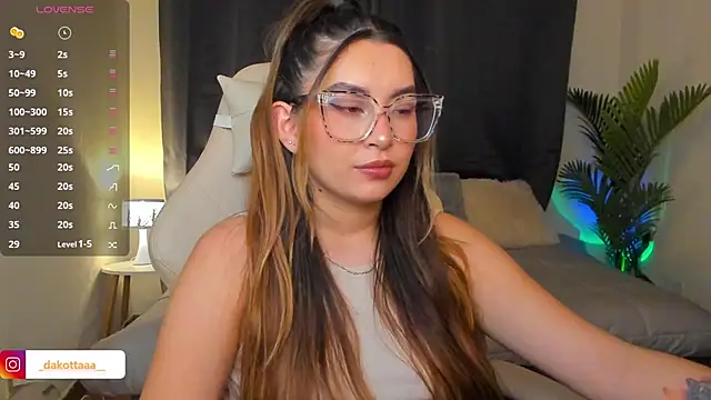 dakottaa  online show from 03.07.26